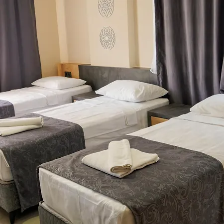 Hotel Anna Queen 3*